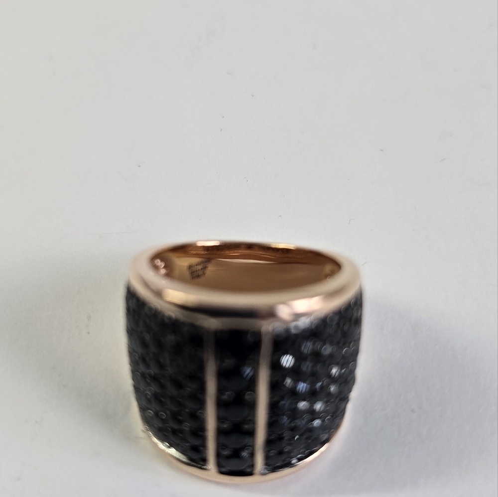 Rose Gold Spinel/Onyx Ring – A Bold Statement of Sophistication - Picture 2 of 8